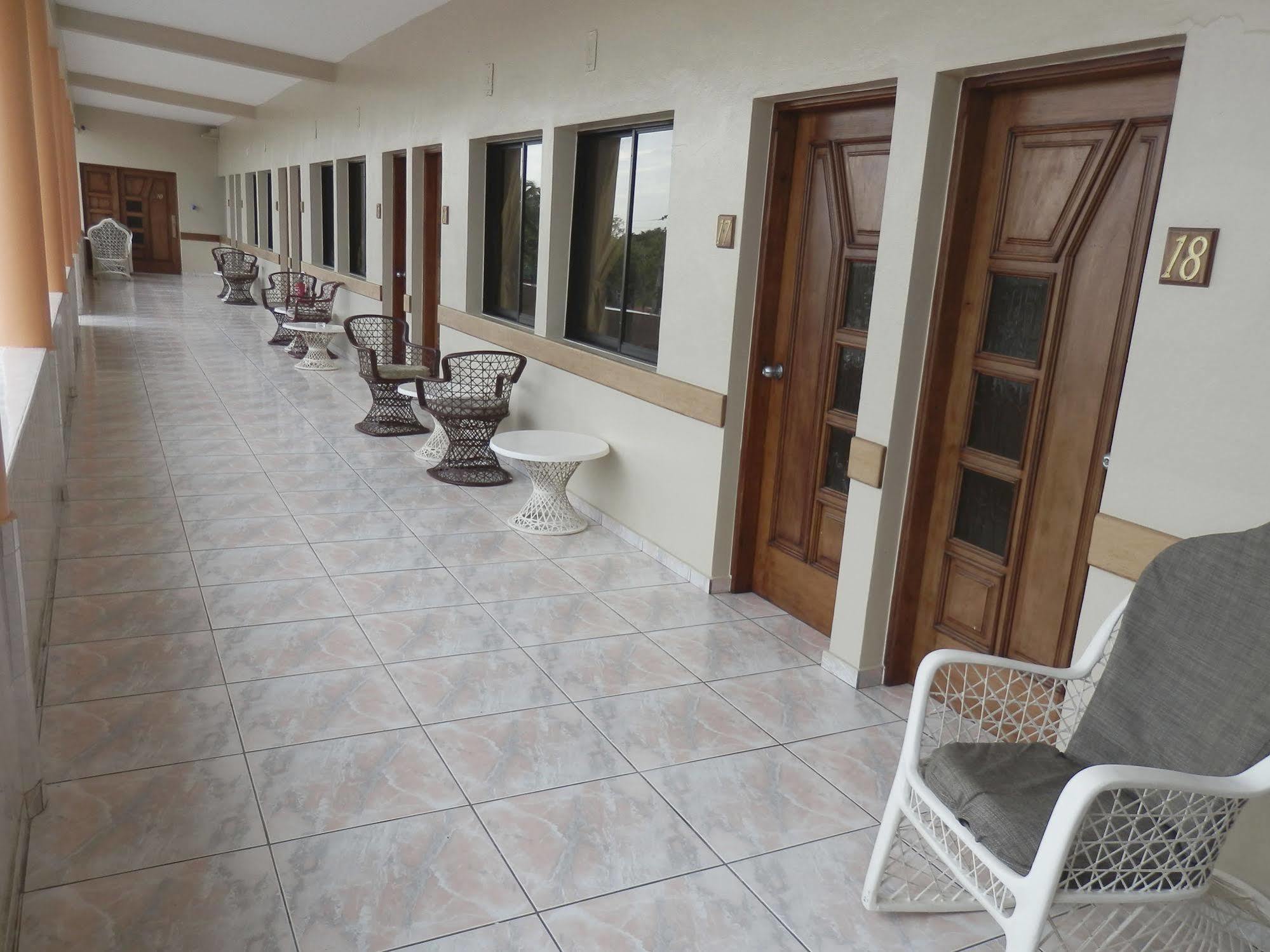 Hotel Garant&Suites Boca Chica Exterior foto